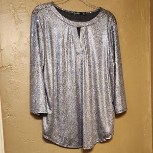 Cure Silver Metallic Top Size 2X